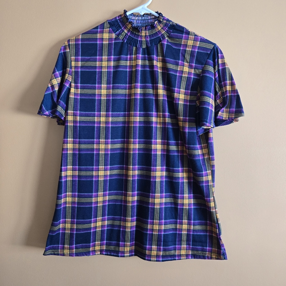 Arabella Plaid Top With Split Bell Sleeves And Elastic Mock Neck PTP=19.5"